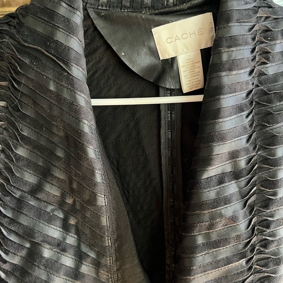 Cache Textured Leather Jacket - Draped Ruffles - Picture 4 of 16